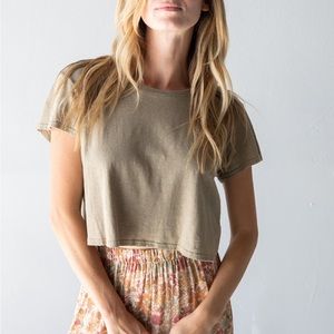 Natural Life all day tee in sand